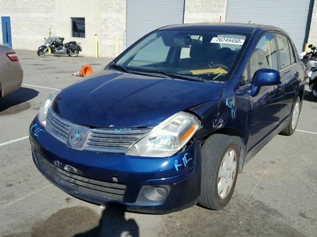 3N1BC11E87L423750 - 2007 NISSAN VERSA S BLUE photo 2