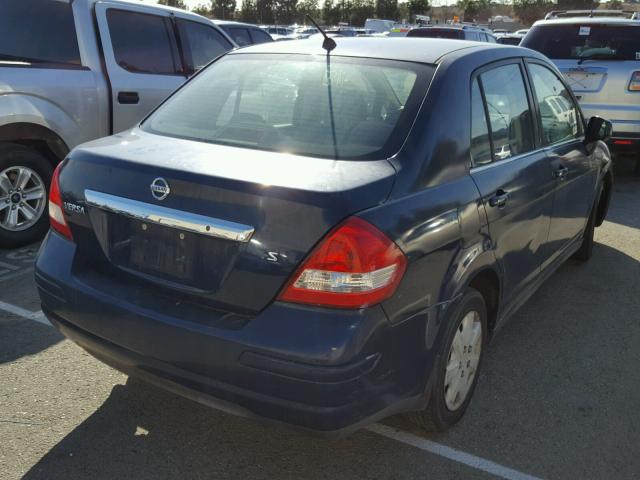 3N1BC11E87L423750 - 2007 NISSAN VERSA S BLUE photo 4