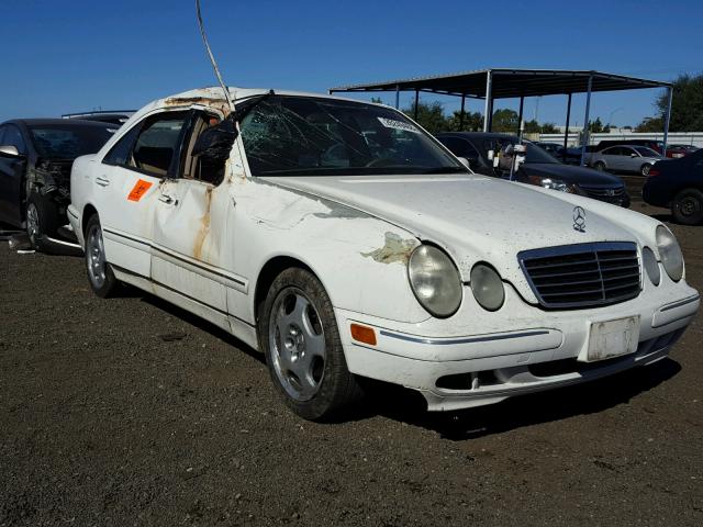 WDBJF70J72B485537 - 2002 MERCEDES-BENZ E 430 WHITE photo 1