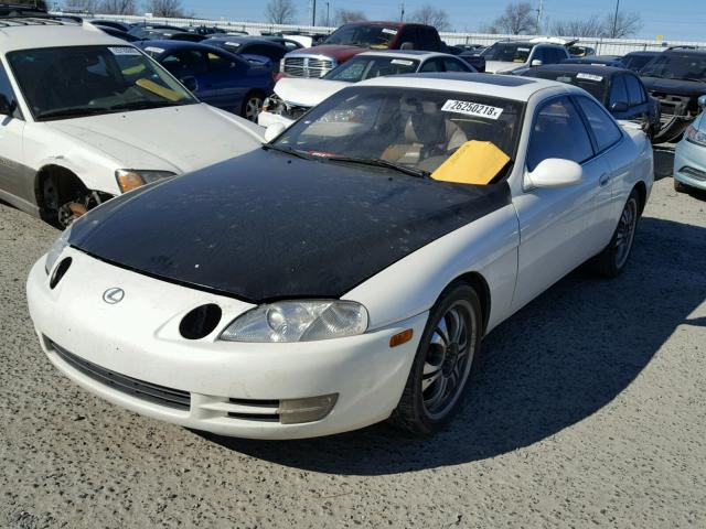 JT8CH32Y6T0049913 - 1996 LEXUS SC 400 WHITE photo 2