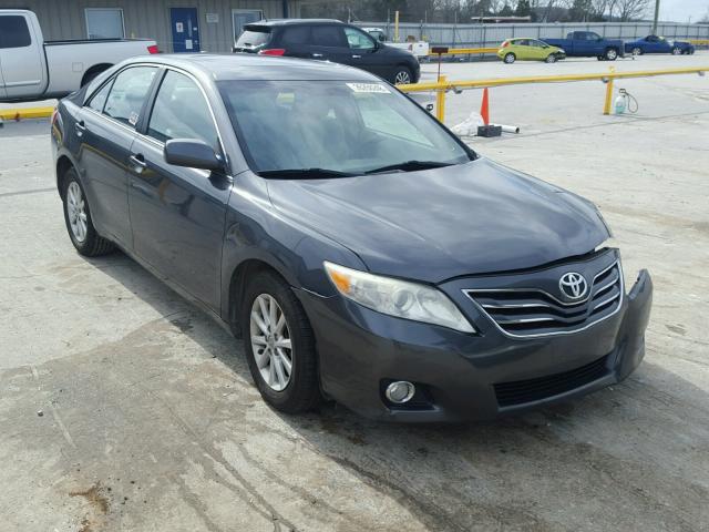 4T1BK3EK0BU119415 - 2011 TOYOTA CAMRY SE GRAY photo 1