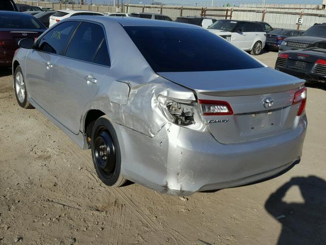 4T1BF1FK5EU405563 - 2014 TOYOTA CAMRY L SILVER photo 3