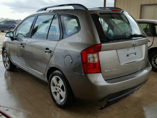 KNAFG529797262677 - 2009 KIA RONDO BASE GRAY photo 3