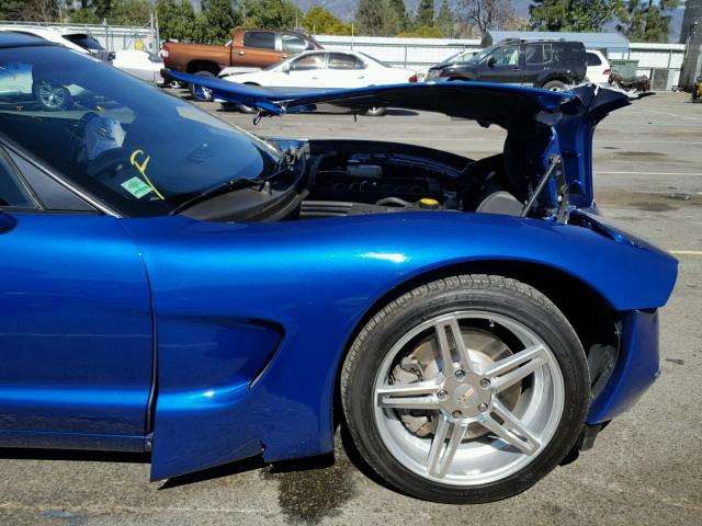 1G1YY22G435118618 - 2003 CHEVROLET CORVETTE BLUE photo 9