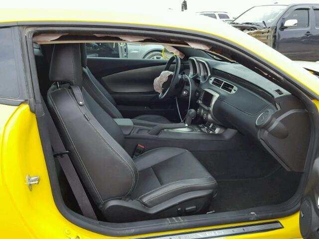 2G1FK1EJ8F9202121 - 2015 CHEVROLET CAMARO 2SS YELLOW photo 5