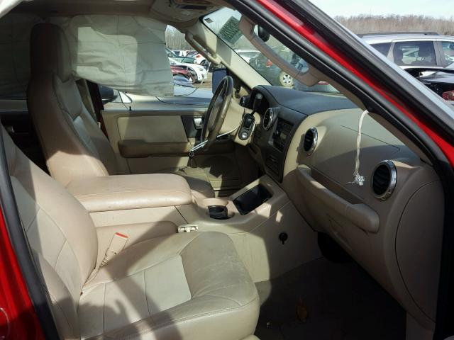 1FMFU17L64LA56626 - 2004 FORD EXPEDITION RED photo 5