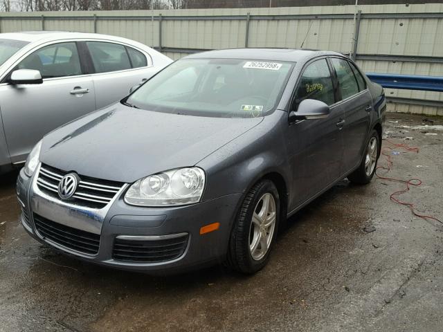 3VWRZ7AJ5AM121308 - 2010 VOLKSWAGEN JETTA SE GRAY photo 2