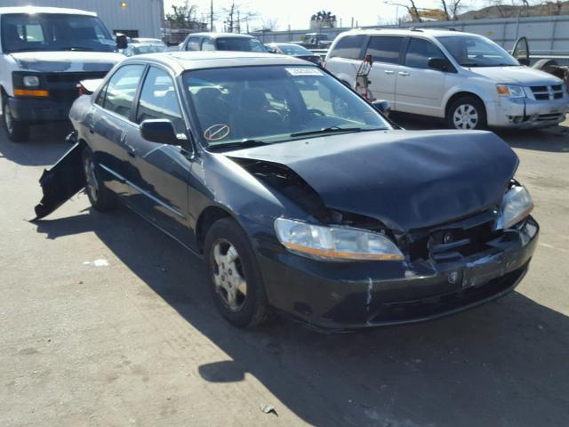 1HGCG667XXA076816 - 1999 HONDA ACCORD EX BLACK photo 1