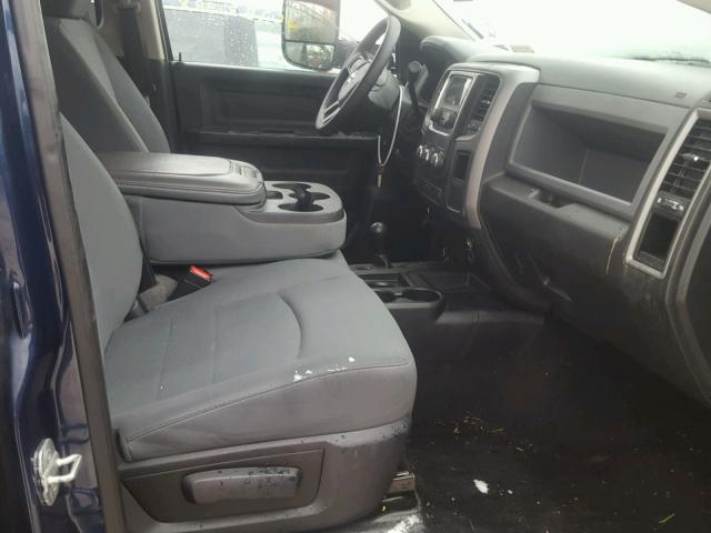 3C6TR5CT1DG555103 - 2013 RAM 2500 ST BLUE photo 5