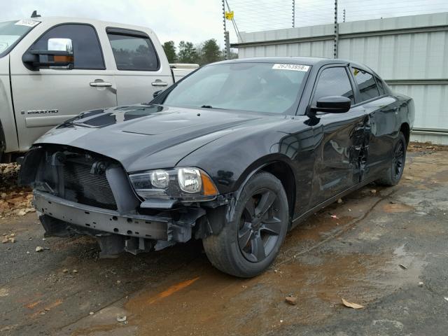 2C3CDXBG1EH325610 - 2014 DODGE CHARGER SE BLACK photo 2