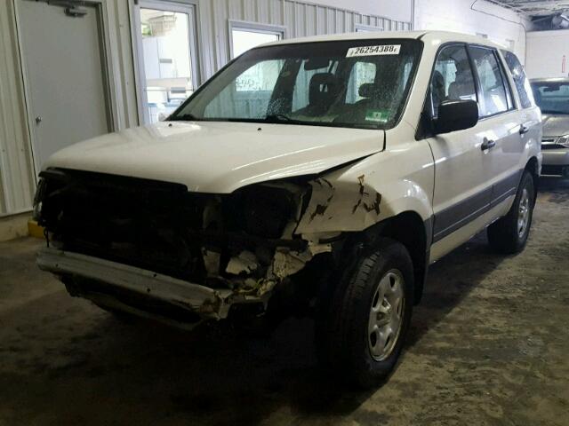 2HKYF18105H552709 - 2005 HONDA PILOT LX WHITE photo 2