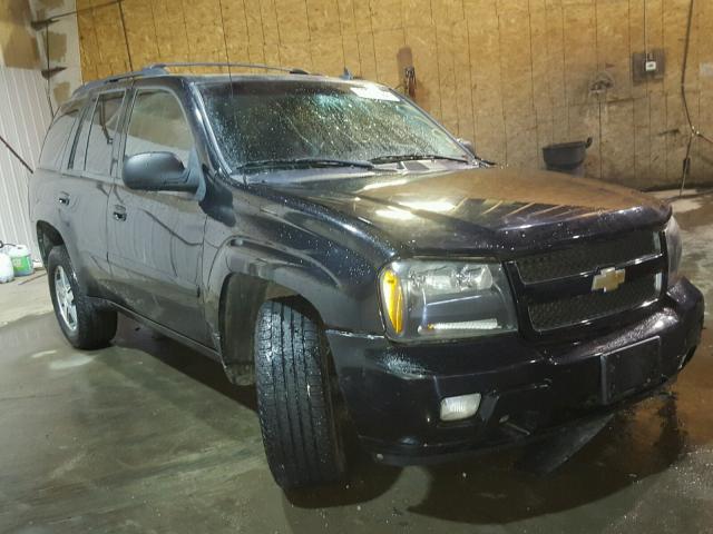 1GNDT13S362133822 - 2006 CHEVROLET TRAILBLAZE BLACK photo 1