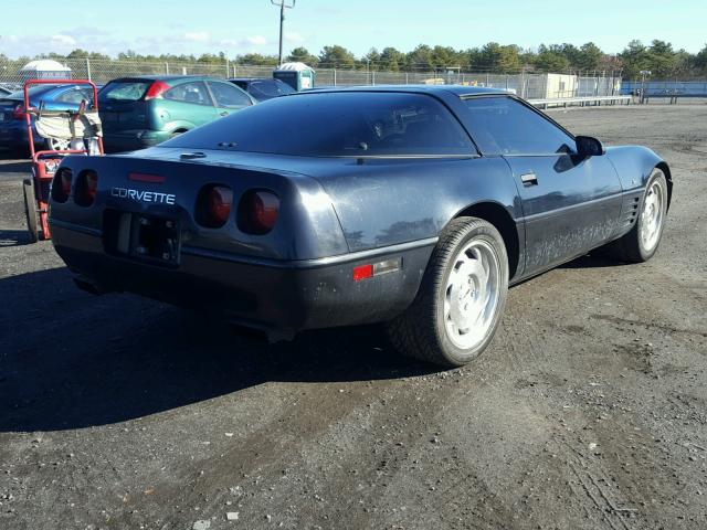 1G1YY23P2P5107962 - 1993 CHEVROLET CORVETTE BLACK photo 4