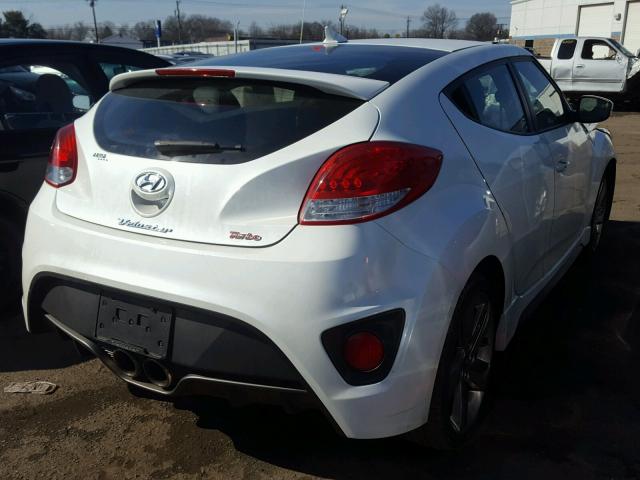 KMHTC6AE2DU136142 - 2013 HYUNDAI VELOSTER T WHITE photo 4