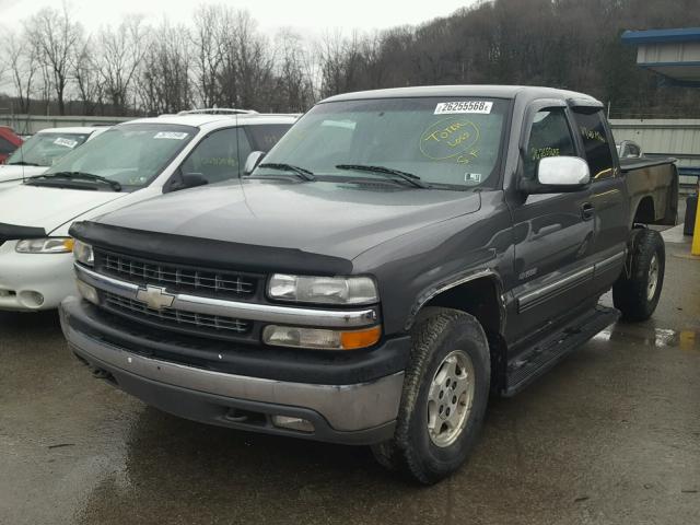 1GCEK19T0YE366820 - 2000 CHEVROLET SILVERADO GRAY photo 2