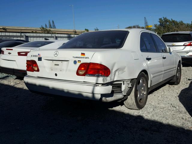 WDBJF25H7XA839093 - 1999 MERCEDES-BENZ E 300TD WHITE photo 4