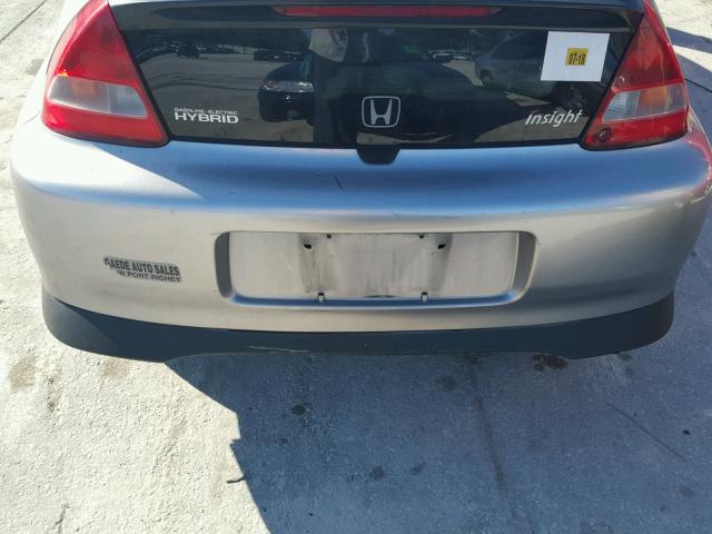 JHMZE13704T000509 - 2004 HONDA INSIGHT GRAY photo 6