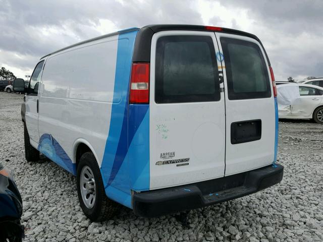 1GCSGAFX5E1128945 - 2014 CHEVROLET EXPRESS G1 WHITE photo 3