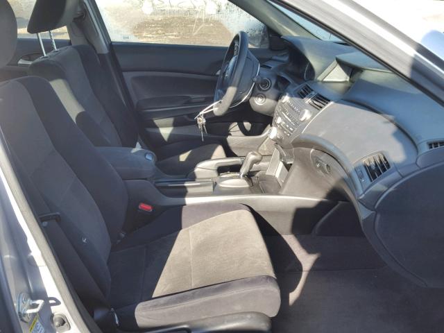 JHMCP26338C076083 - 2008 HONDA ACCORD LX SILVER photo 5