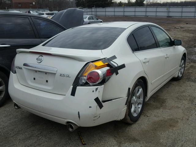 1N4AL21E69N402130 - 2009 NISSAN ALTIMA 2.5 WHITE photo 4