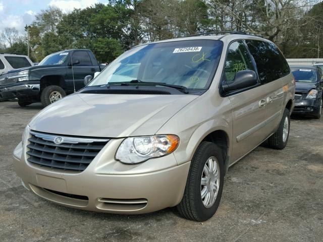 2A4GP54L86R743722 - 2006 CHRYSLER TOWN & COU GOLD photo 2