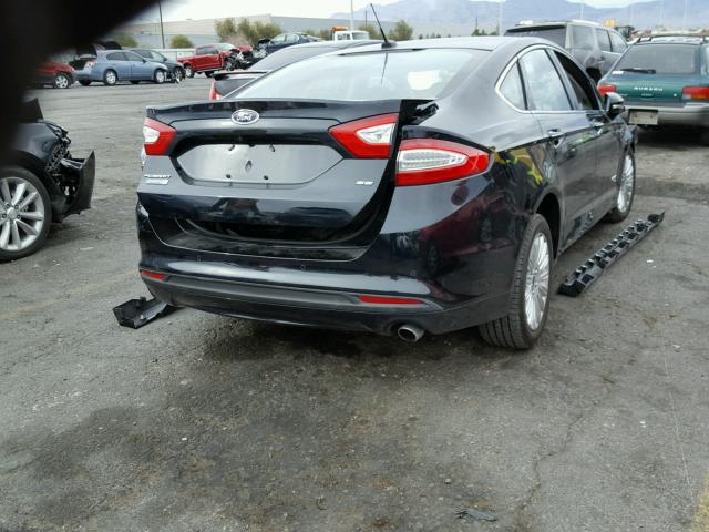 3FA6P0PU1ER316812 - 2014 FORD FUSION SE BLACK photo 4