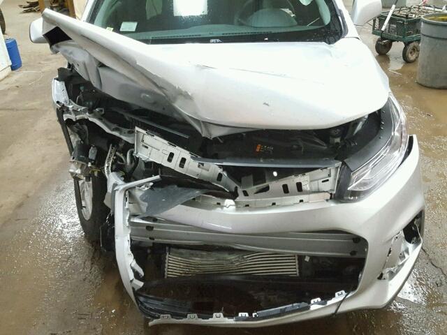 KL7CJLSB2HB142874 - 2017 CHEVROLET TRAX 1LT SILVER photo 7