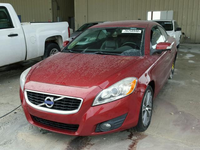 YV1672MC5BJ119384 - 2011 VOLVO C70 T5 RED photo 2