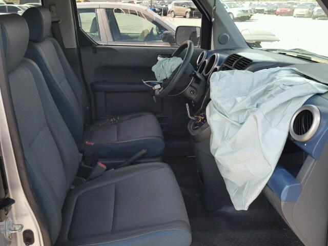 5J6YH17324L014210 - 2004 HONDA ELEMENT LX SILVER photo 5