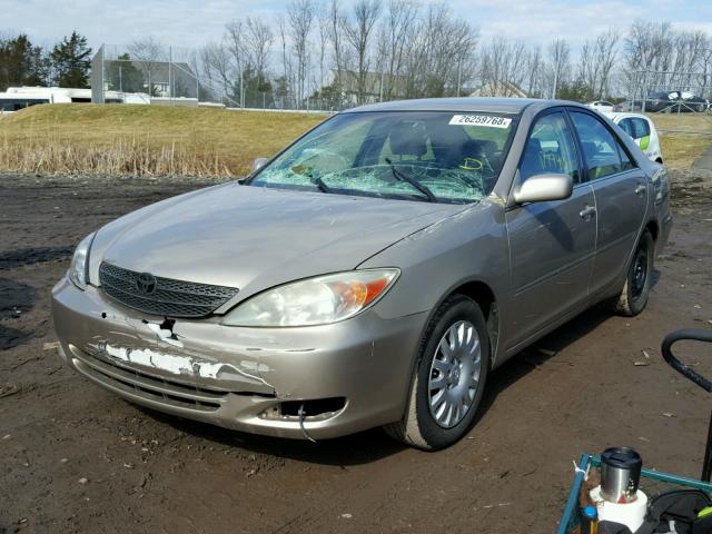 4T1BE30K43U234602 - 2003 TOYOTA CAMRY LE TAN photo 2