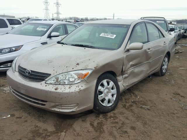 4T1BE32K43U711977 - 2003 TOYOTA CAMRY LE TAN photo 2