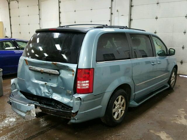 2A8HR54189R573104 - 2009 CHRYSLER TOWN & COU BLUE photo 4