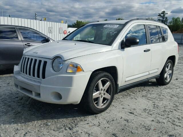 1J4FT57B69D179067 - 2009 JEEP COMPASS LI WHITE photo 2