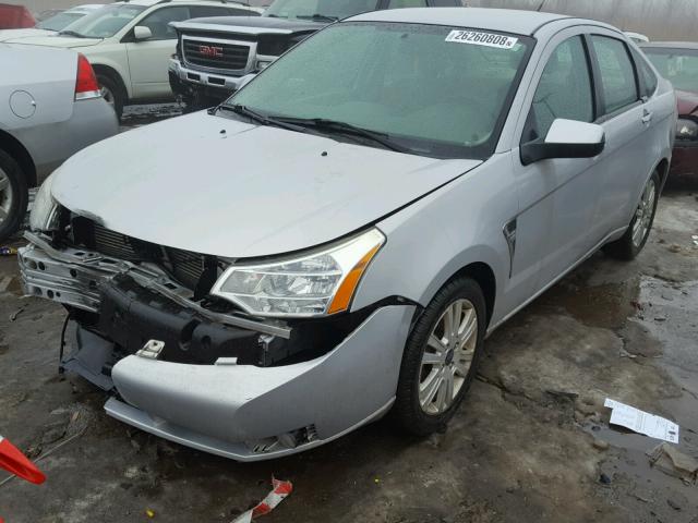 1FAHP35N28W169763 - 2008 FORD FOCUS SE SILVER photo 2