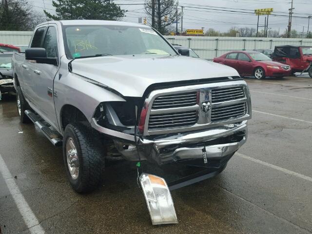 3D7UT2CL3BG553496 - 2011 DODGE RAM 2500 SILVER photo 1