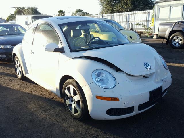 3VWRG31C06M414606 - 2006 VOLKSWAGEN NEW BEETLE WHITE photo 1