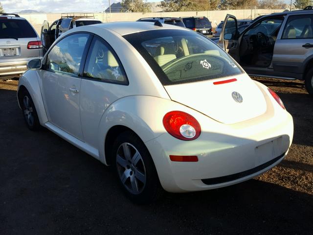 3VWRG31C06M414606 - 2006 VOLKSWAGEN NEW BEETLE WHITE photo 3