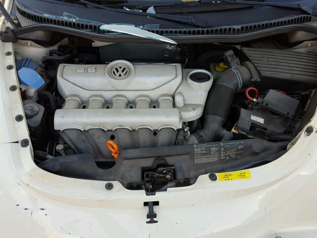 3VWRG31C06M414606 - 2006 VOLKSWAGEN NEW BEETLE 白色 照片 7