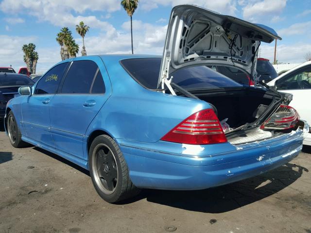 WDBNG75J92A300823 - 2002 MERCEDES-BENZ S 500 BLUE photo 3