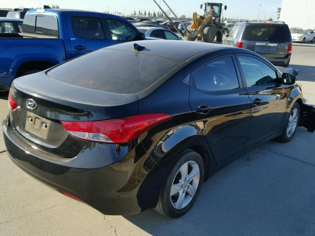 5NPDH4AE2CH071459 - 2012 HYUNDAI ELANTRA GL BLACK photo 4