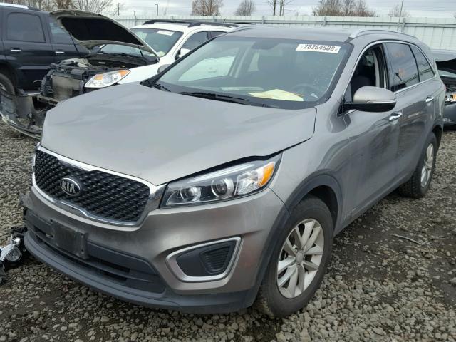 5XYPGDA59GG059239 - 2016 KIA SORENTO LX GRAY photo 2