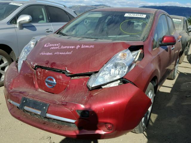 1N4AZ0CP5FC331091 - 2015 NISSAN LEAF S MAROON photo 2