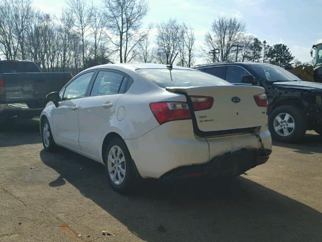 KNADM4A30E6326811 - 2014 KIA RIO LX Սպիտակ լուսանկար 3