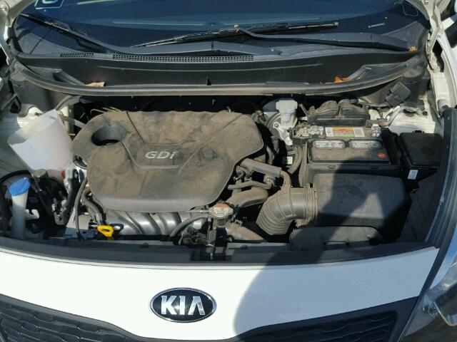 KNADM4A30E6326811 - 2014 KIA RIO LX WHITE photo 7