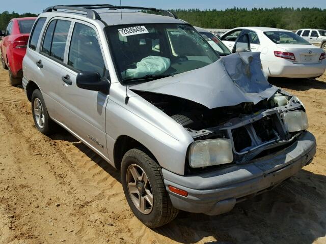 2CNBJ13C726933496 - 2002 CHEVROLET TRACKER SILVER photo 1