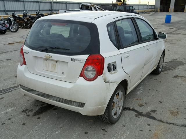 KL1TD6DE0AB096851 - 2010 CHEVROLET AVEO LS WHITE photo 4