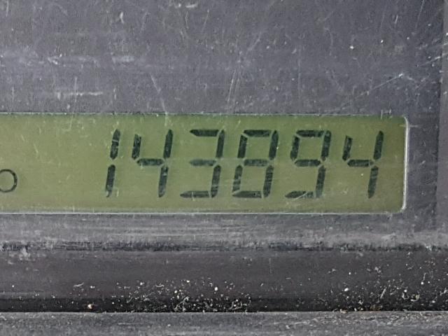 KL1TD6DE0AB096851 - 2010 CHEVROLET AVEO LS WHITE photo 8