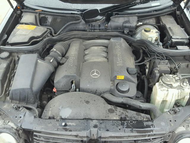 WDBJF65F7WA614628 - 1998 MERCEDES-BENZ E 320 BLACK photo 7