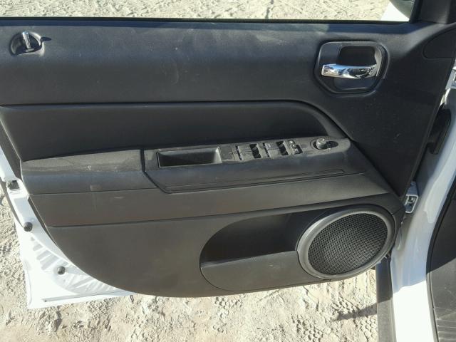 1C4NJCBA5HD156419 - 2017 JEEP COMPASS SP WHITE photo 9