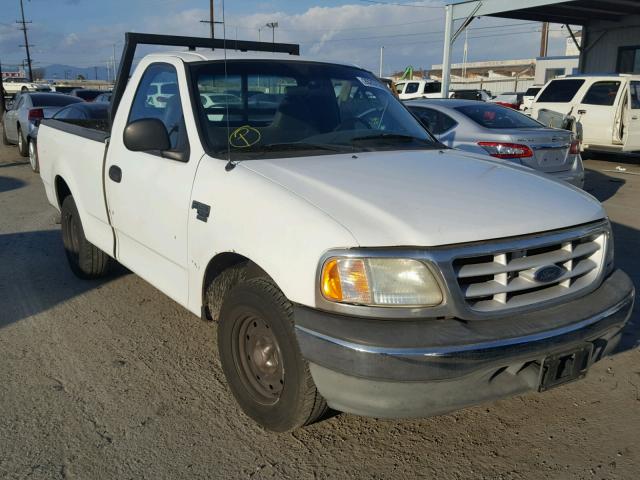 1FTRF17L32NC08777 - 2002 FORD F150 WHITE photo 1